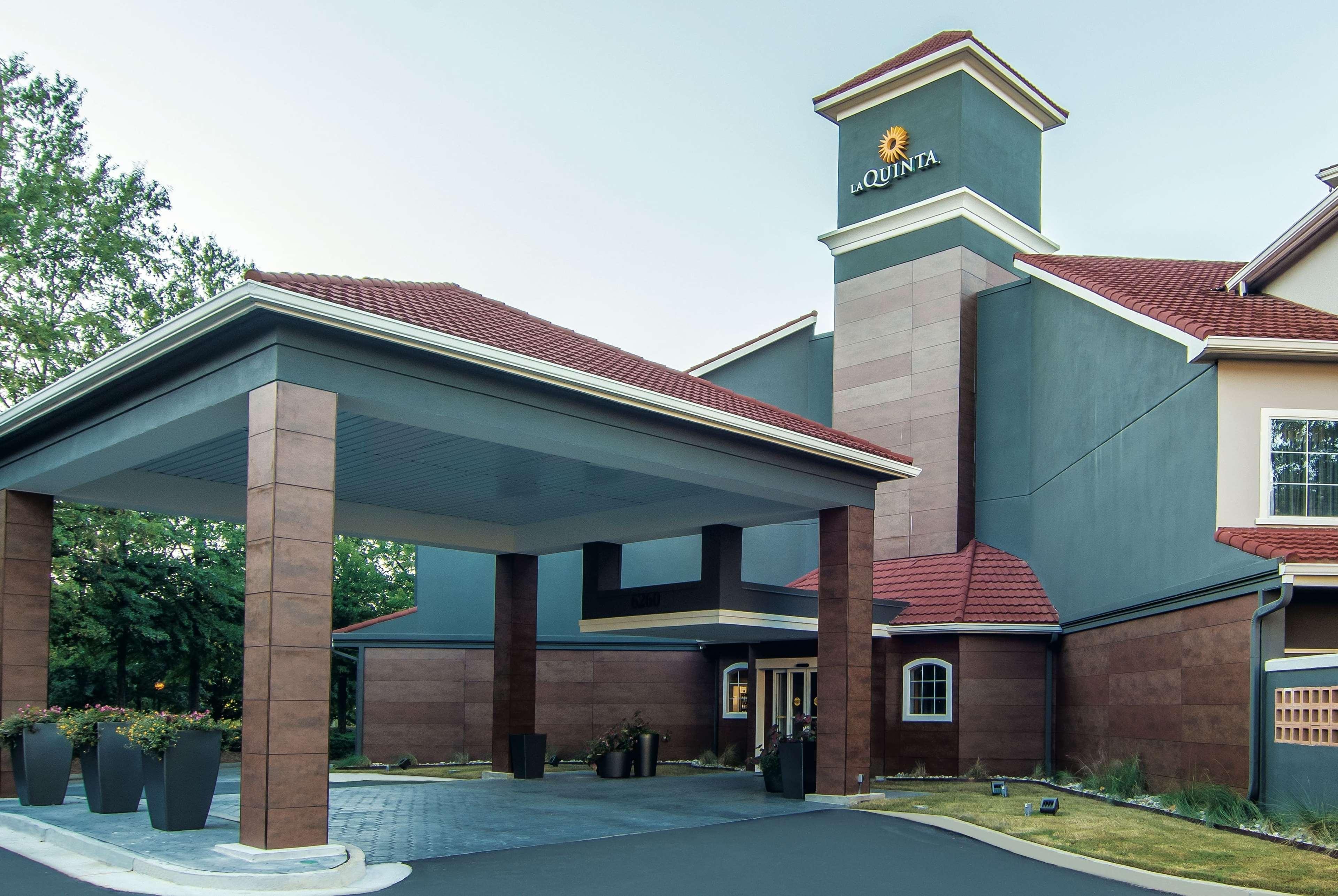 La Quinta By Wyndham Atlanta Perimeter Medical Hotel Sandy Springs Exterior photo